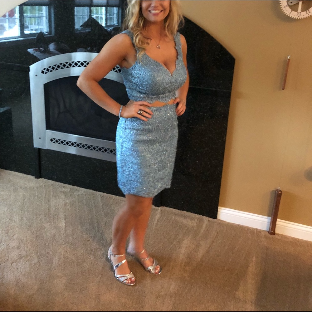 Sherri Hill fitted cocktail or homecoming dress.